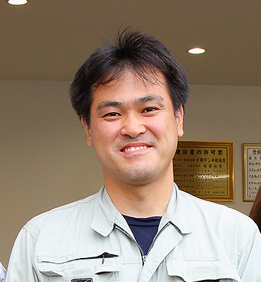 メッセージ 第一歩。それは、戦後の日本を明るく照らしたいという 先代の想いから。